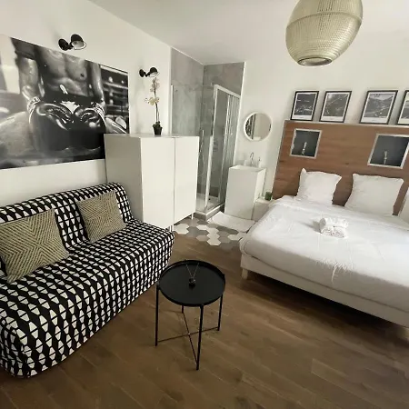 Studio De Charme Proche Tour Eiffel Et Rue Cler * Paris
