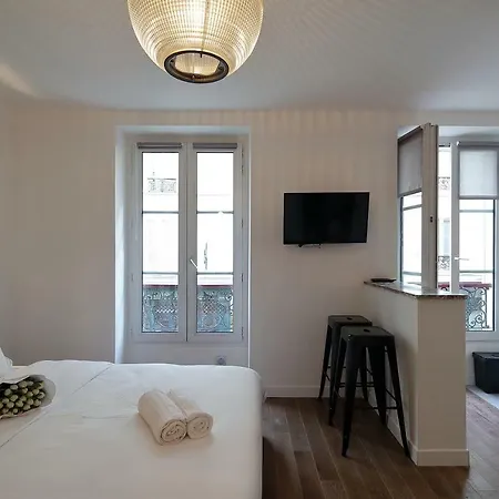 Studio De Charme Proche Tour Eiffel Et Rue Cler Paris